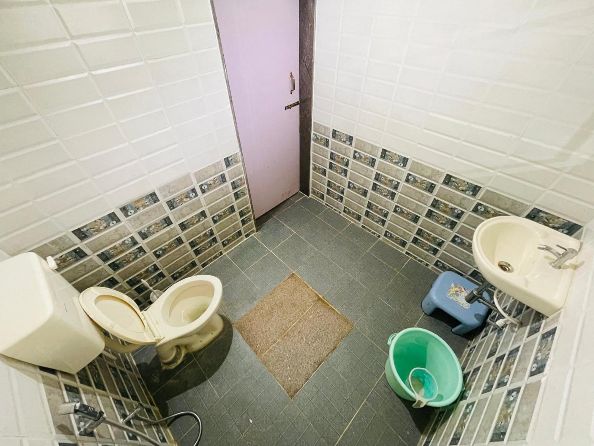 Rashi Z View Estate Stay Tarikere Exterior foto