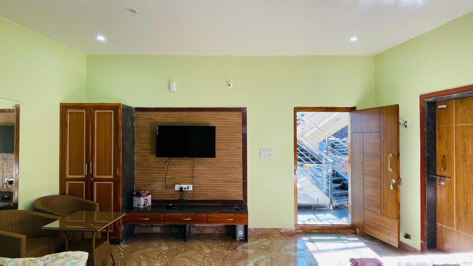 Rashi Z View Estate Stay Tarikere Exterior foto