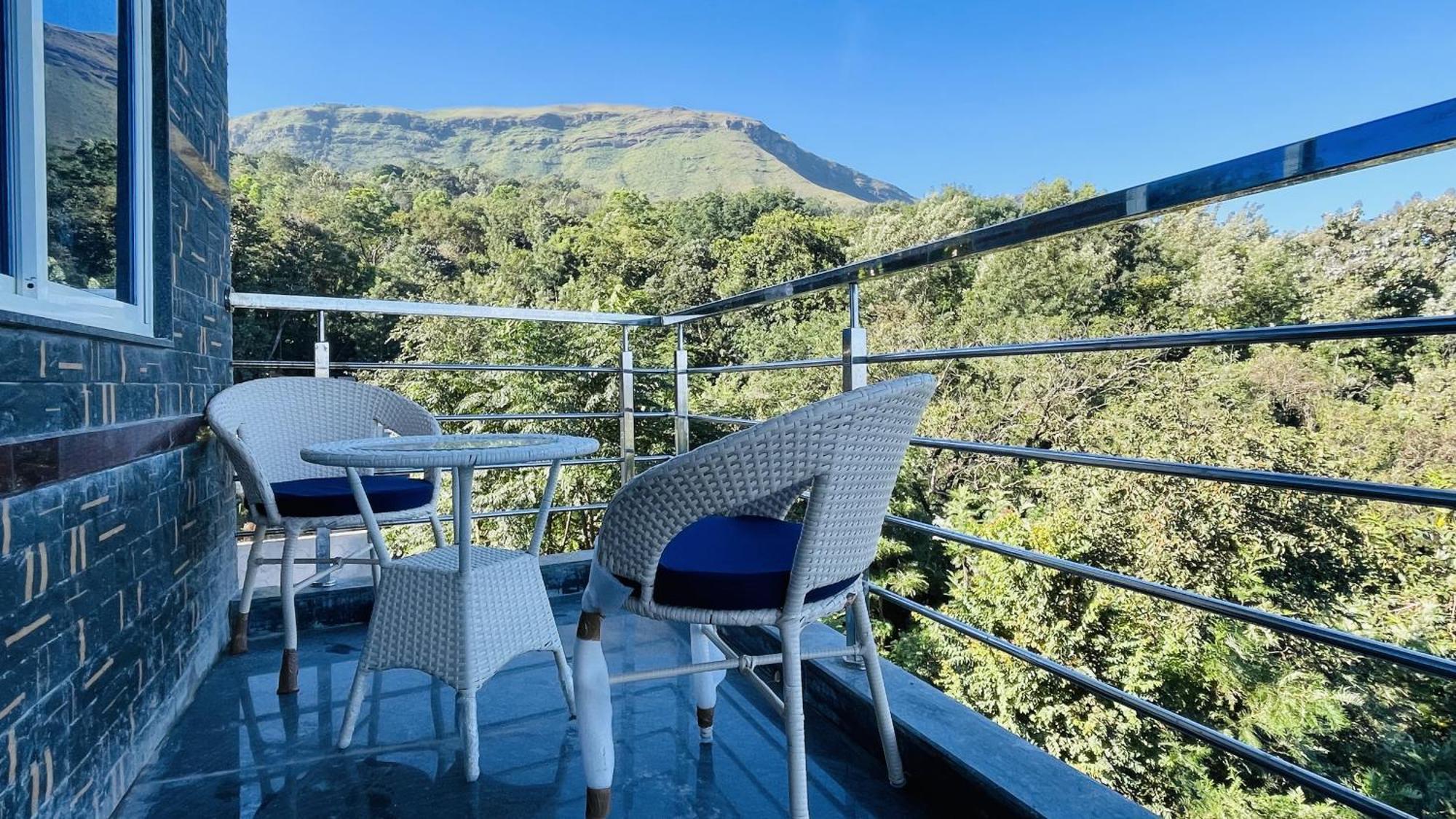 Rashi Z View Estate Stay Tarikere Exterior foto